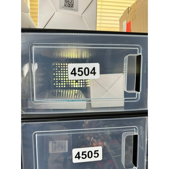 Mikasa Edinburgh Crystal Set of 2 Octagonal Base 3” Candleholders - Picture 10 of 10